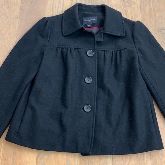 Banana Republic Short Black Wool Coat. - Picture 4 of 5